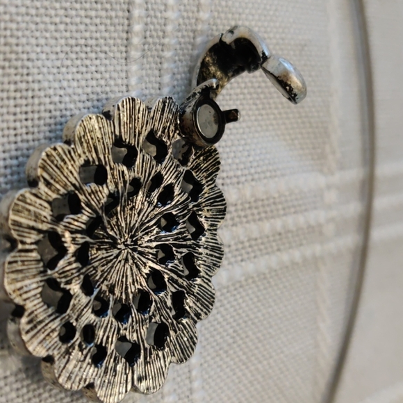 Premier Designs Jewelry "Pearly Drops" necklace - Picture 5 of 5